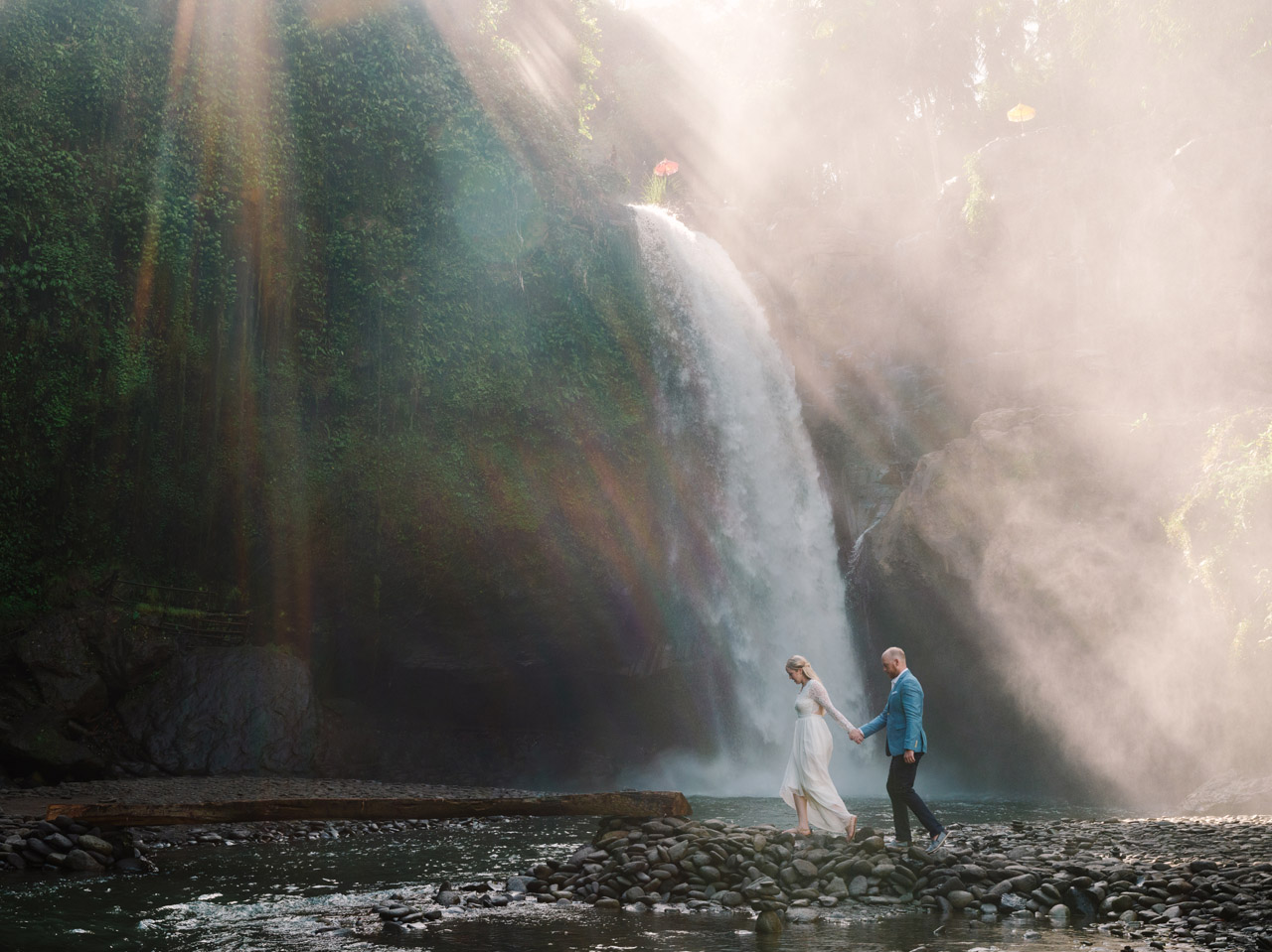 Pesona Keindahan Air Terjun Campuhan Bali